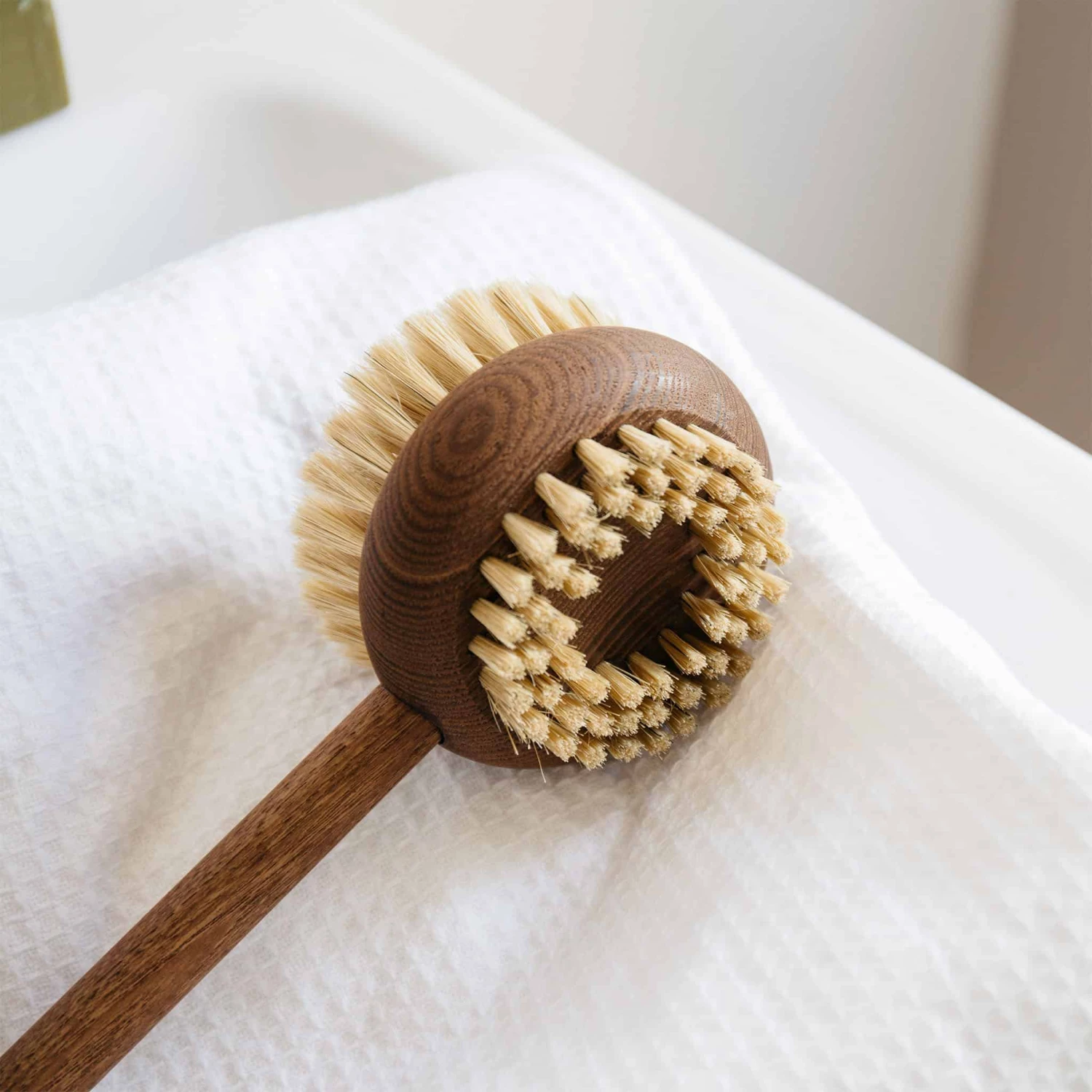 Andree Jardin Long Handled Back Brush - Ash Wood & Hog Bristle