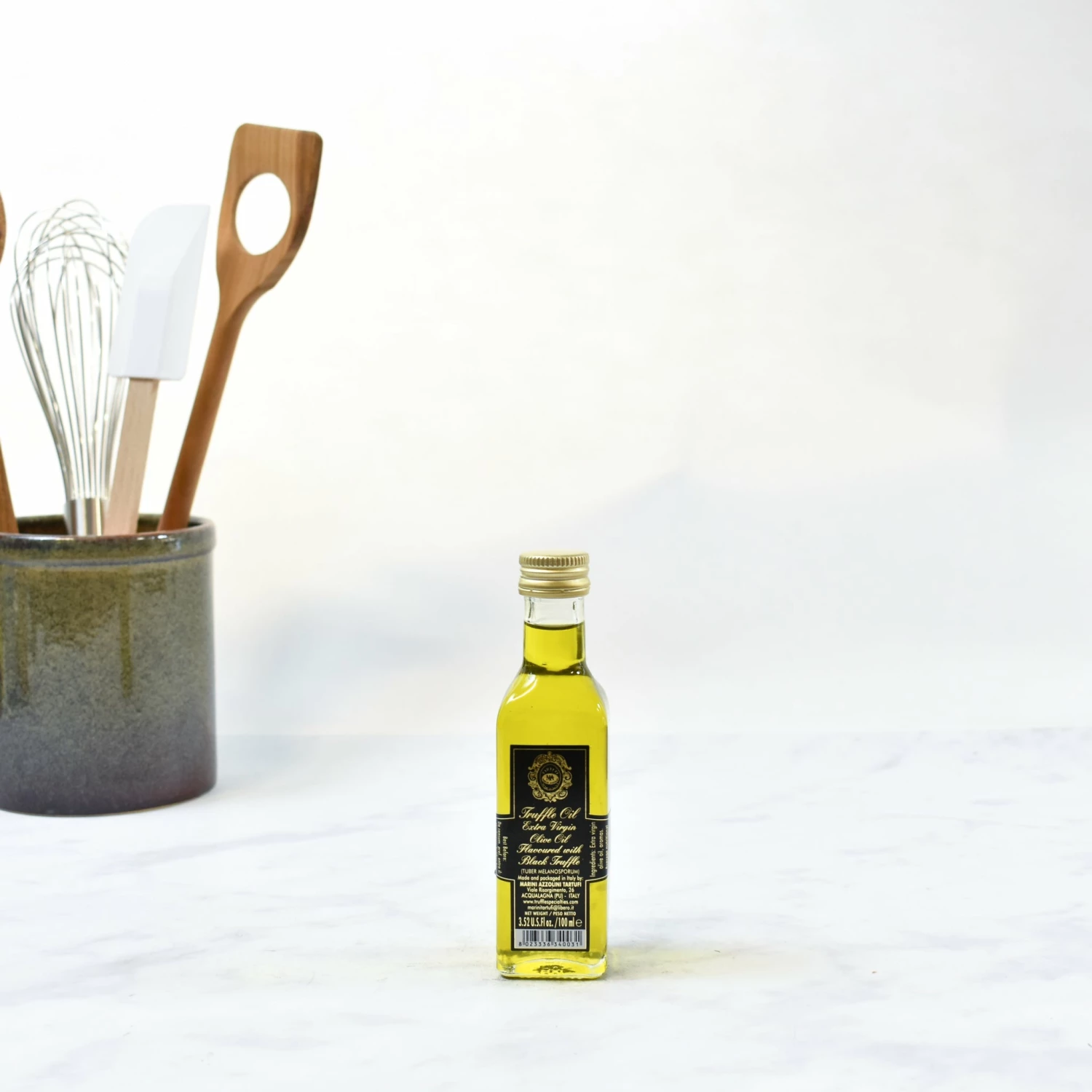 Marini Azzolini Ingredients Black Truffle Oil