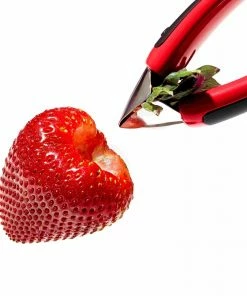 Oxo Good Grips Strawberry Huller Cookware