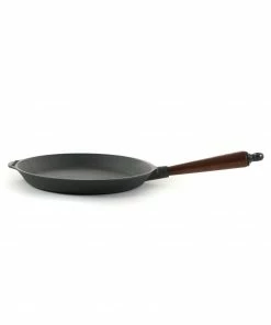 Skeppshult Traditional Cast Iron Frying Pan