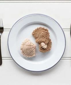 Toft Scallops In A Tin Gourmet Crochet Kit